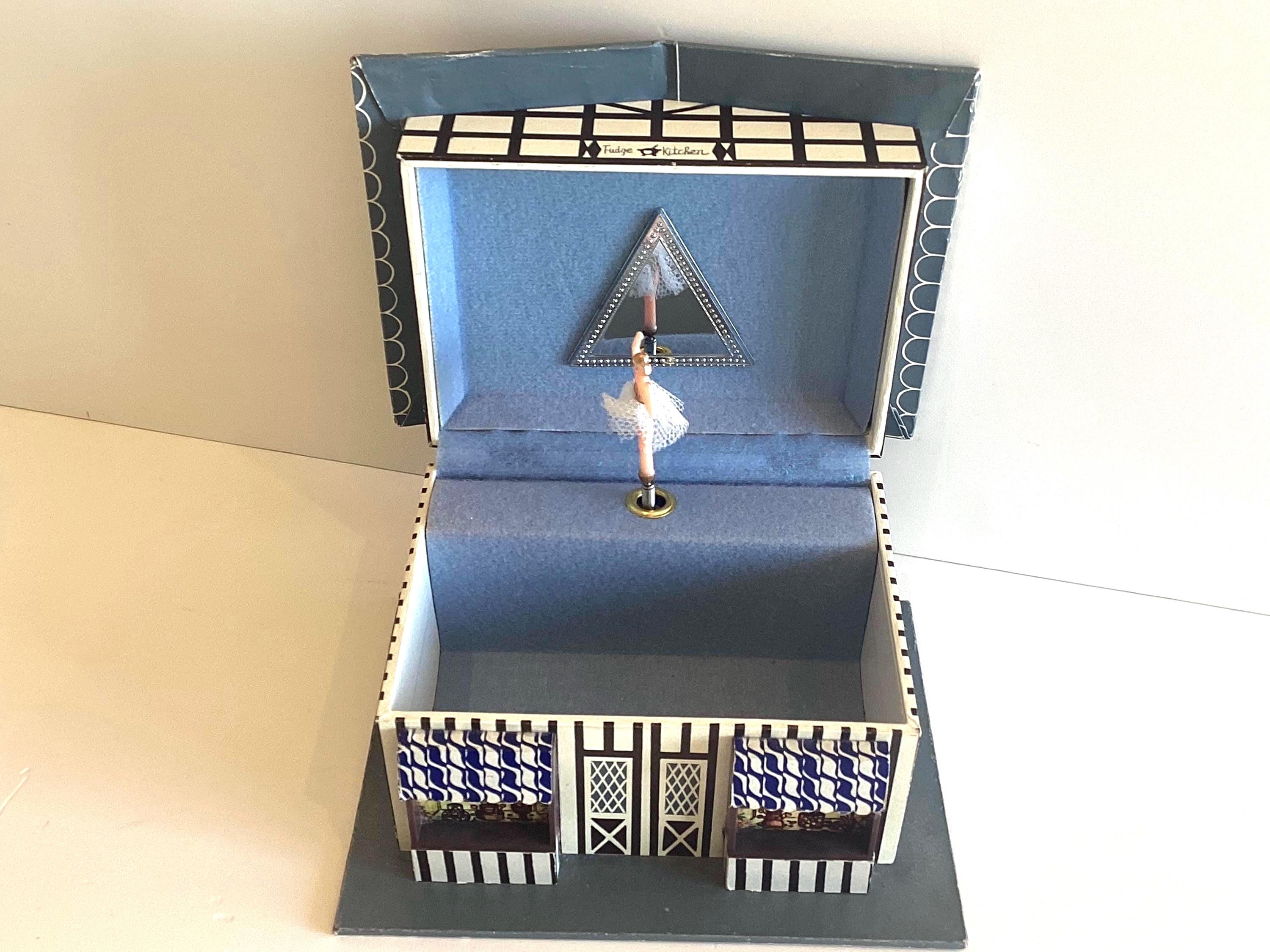 Vintage Music Box Fudge Kitchen Shop Miniature Ballerina Sankyo Taiwan Collectible Decor — photo 6 of 10