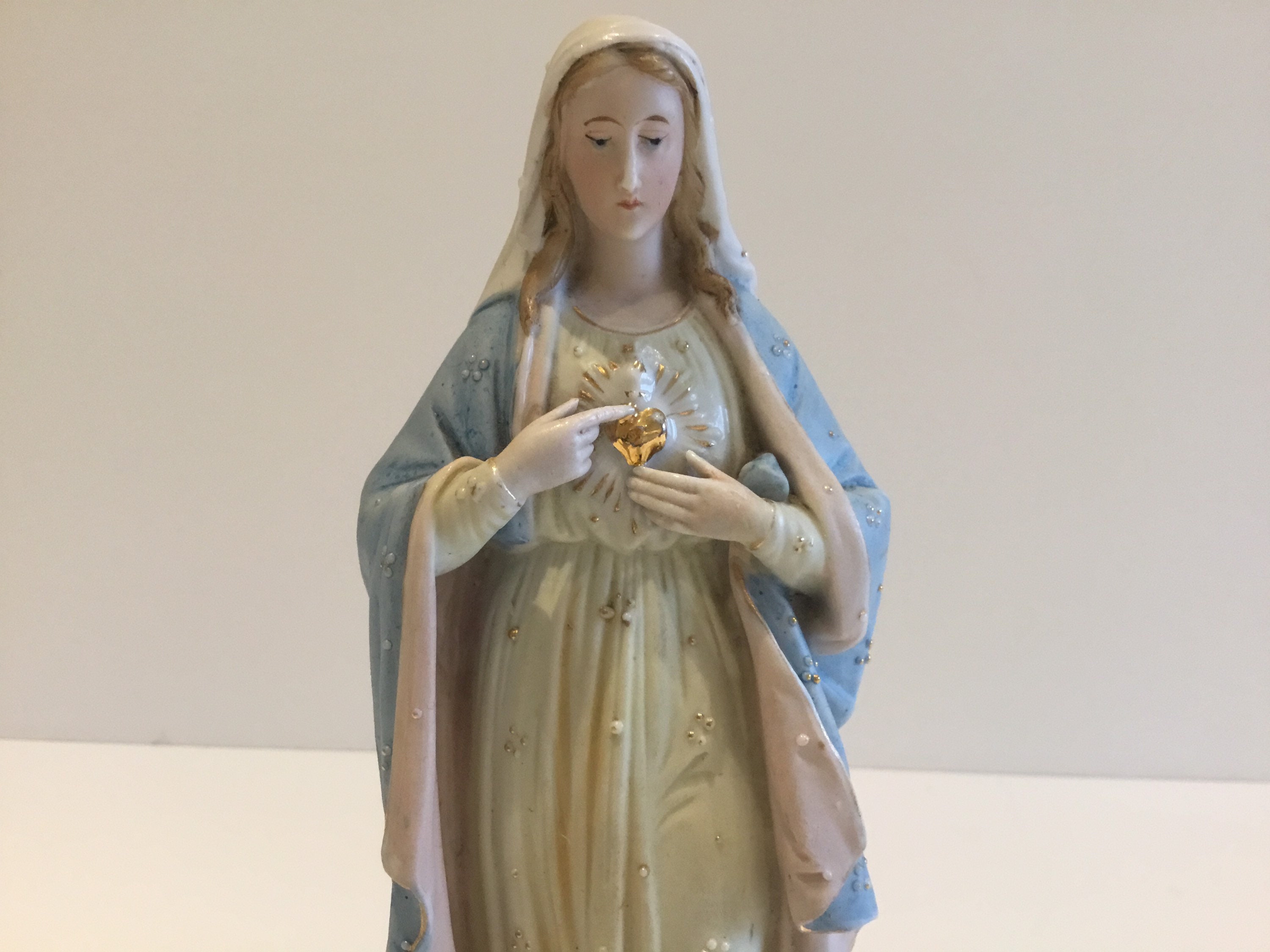Vintage Statue 1930s|  Sacred Heart Porcelain Figurine, Religious Art Made In France — photo 7 of 9