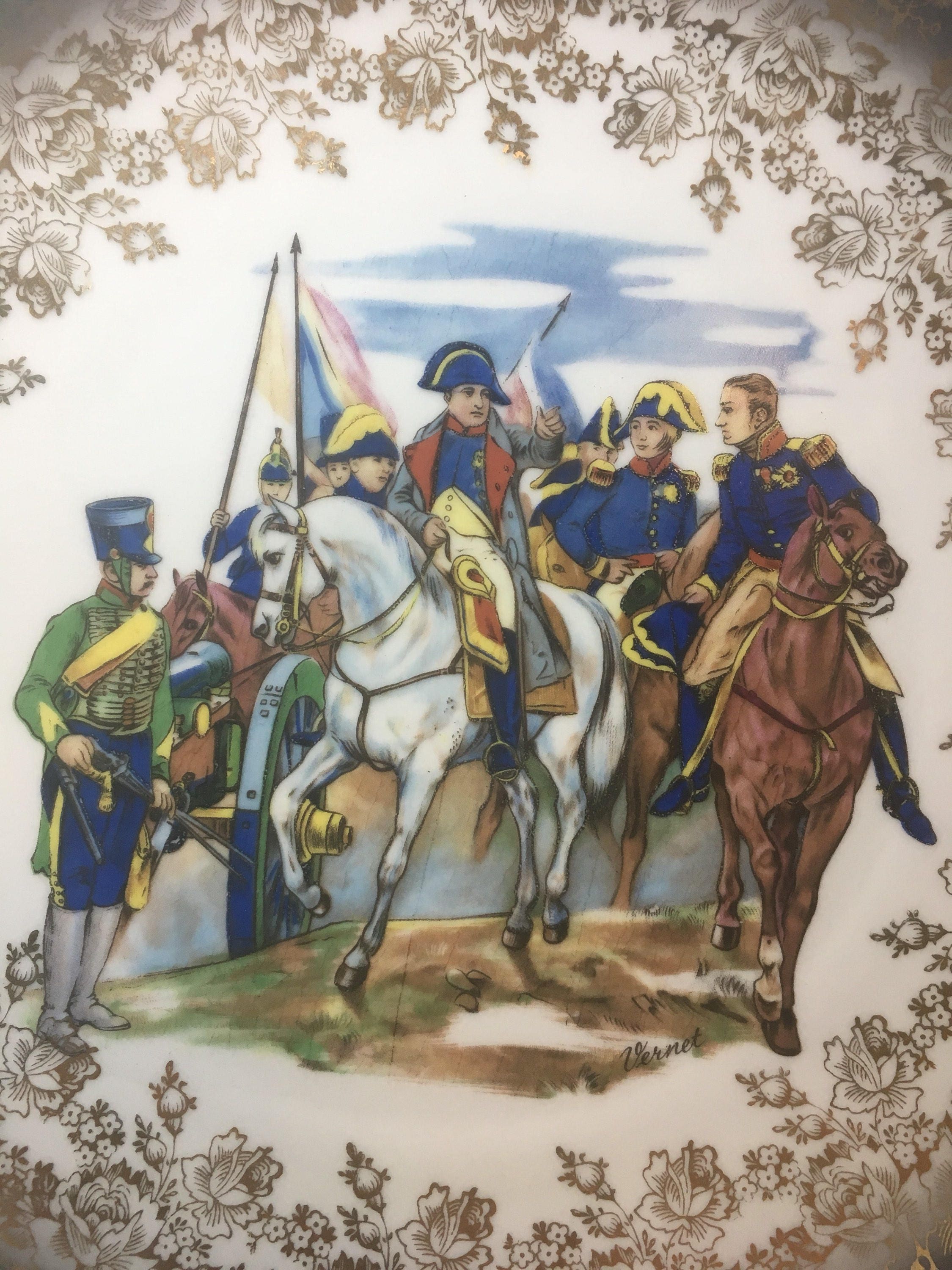 Vintage Plate | 1940s Geman Schumann Arzberg Cabinet Plate 71, Gold Border — photo 4 of 8
