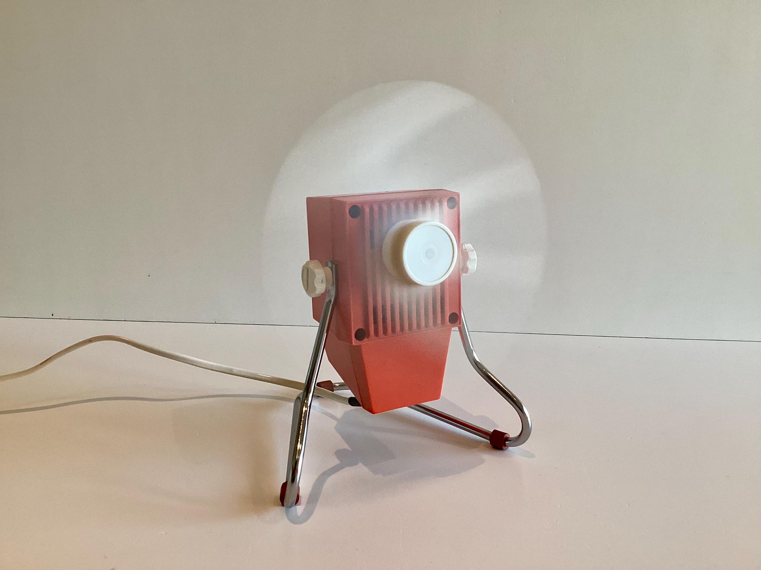Vintage Fan Italian Orange Desk Ventilator 1980s Design — photo 2 of 9
