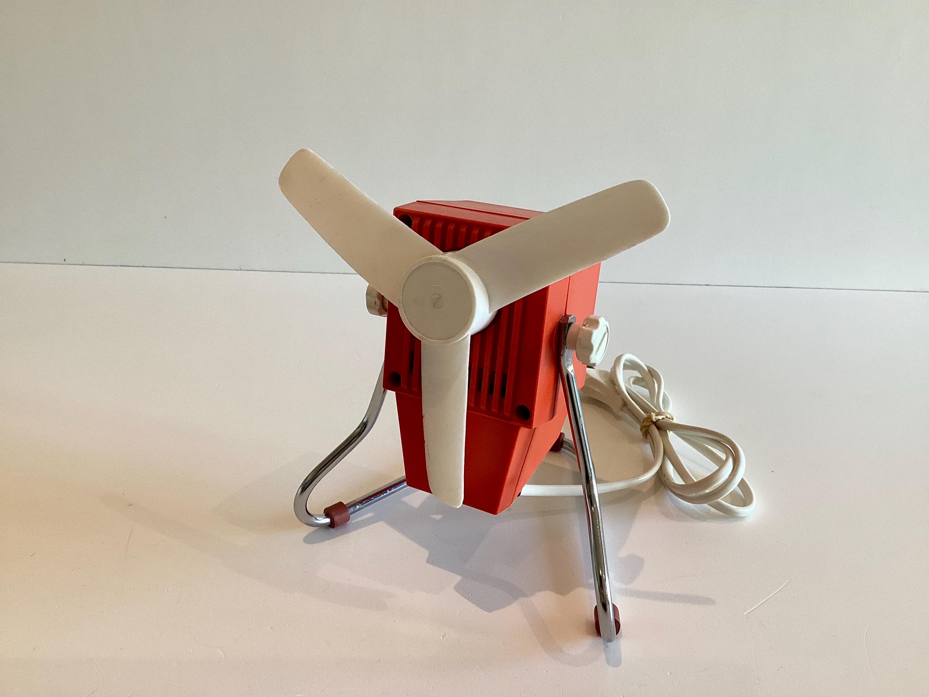 Vintage Fan Italian Orange Desk Ventilator 1980s Design — photo 5 of 9