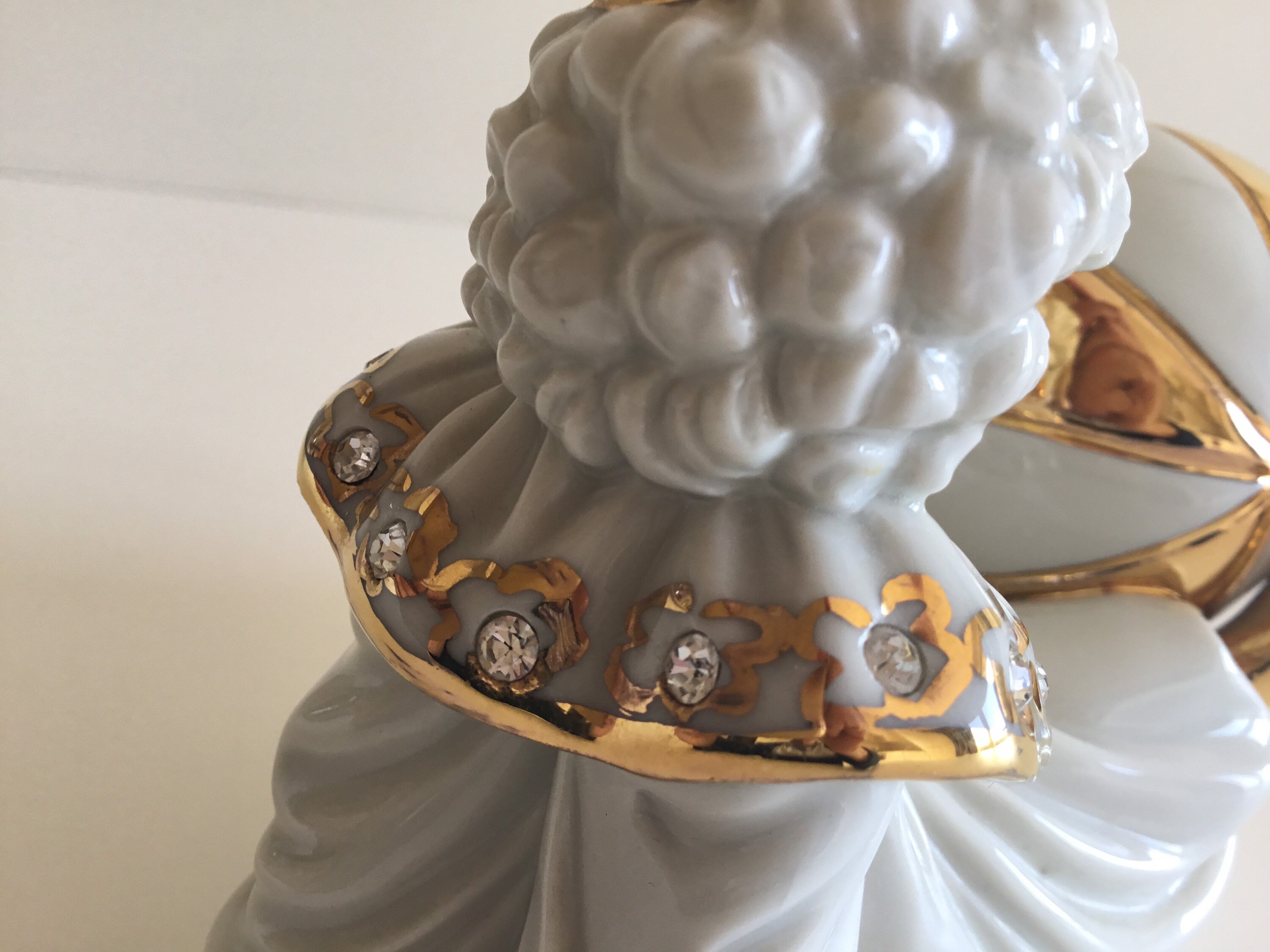 Vintage Italian Figurine | Swarovski Crystal RG Capodimonte Clown, 24k Gold 1970s — photo 10 of 10