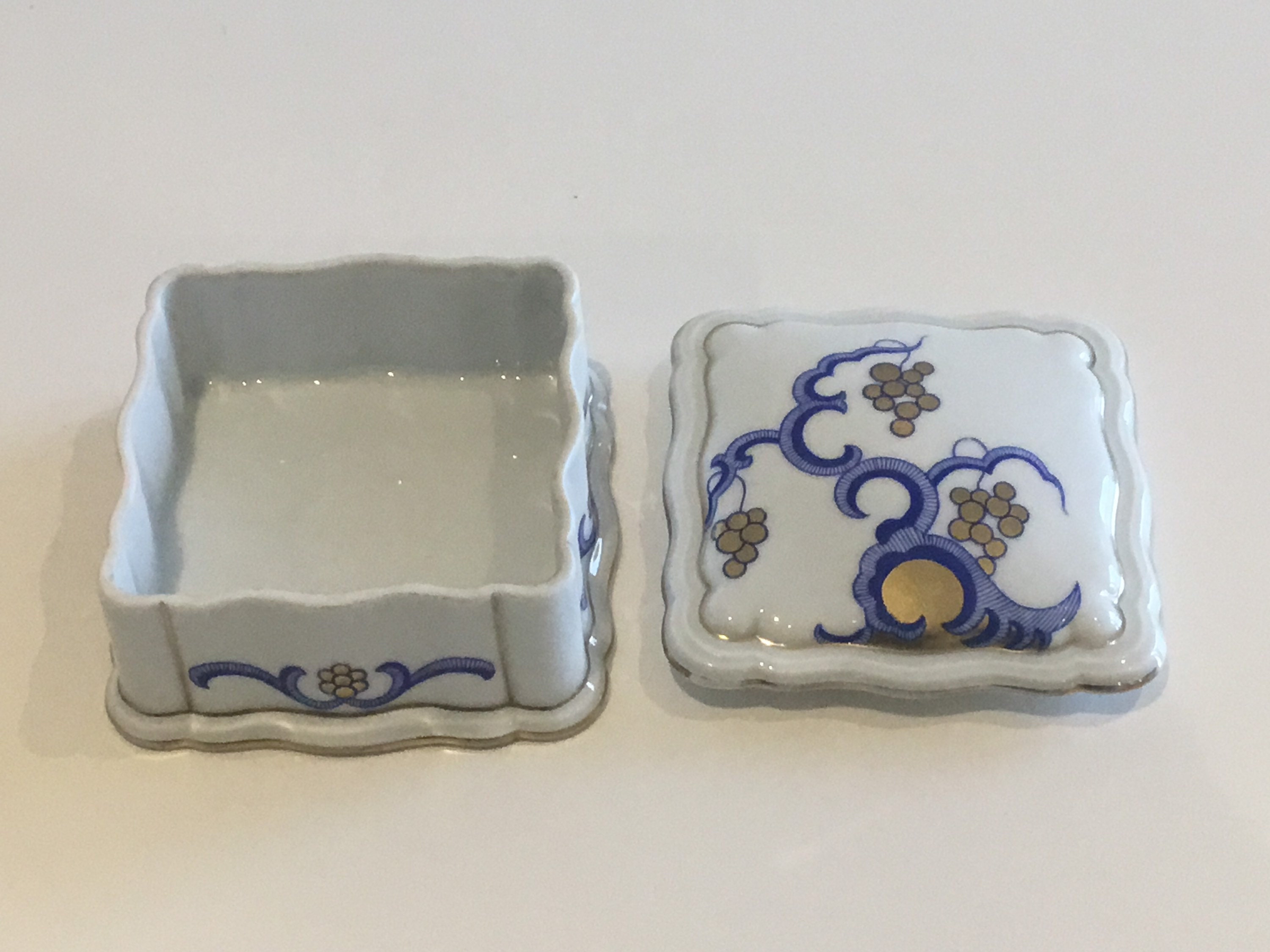 Art Deco Porcelain Box – Rosenthal Bavaria 1930s Hand-Painted — photo 6 of 8