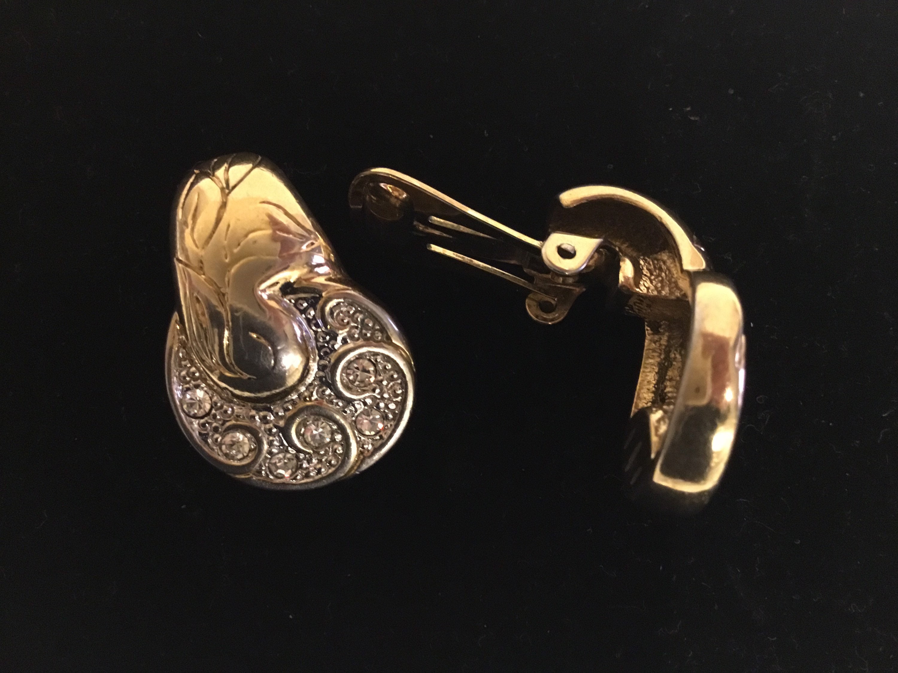 Vintage French Earrings | 1980s Rhinestone Clip-ons, Gold & Rhodium Plated Crystal — photo 5 of 6