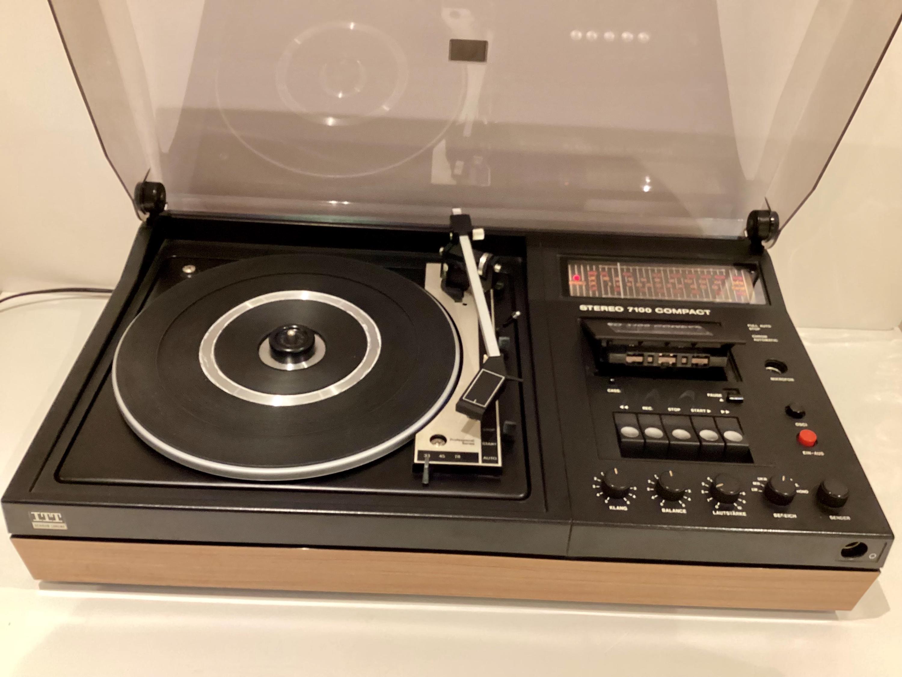 Vintage Stereo ITT Schaul Lorenz 7100 (1970s) Germany, Radio Turntable Cassette, Working — photo 4 of 11