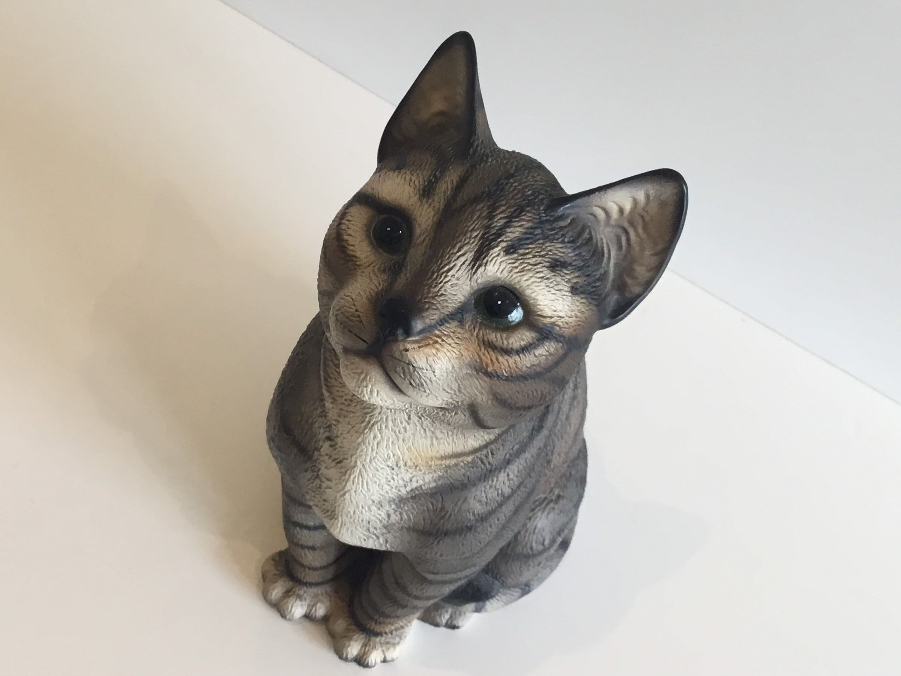 Vintage Figurine | Tabby Cat 1970s Harvey Knox, Rare Numbered H323B81 Japan — photo 8 of 8