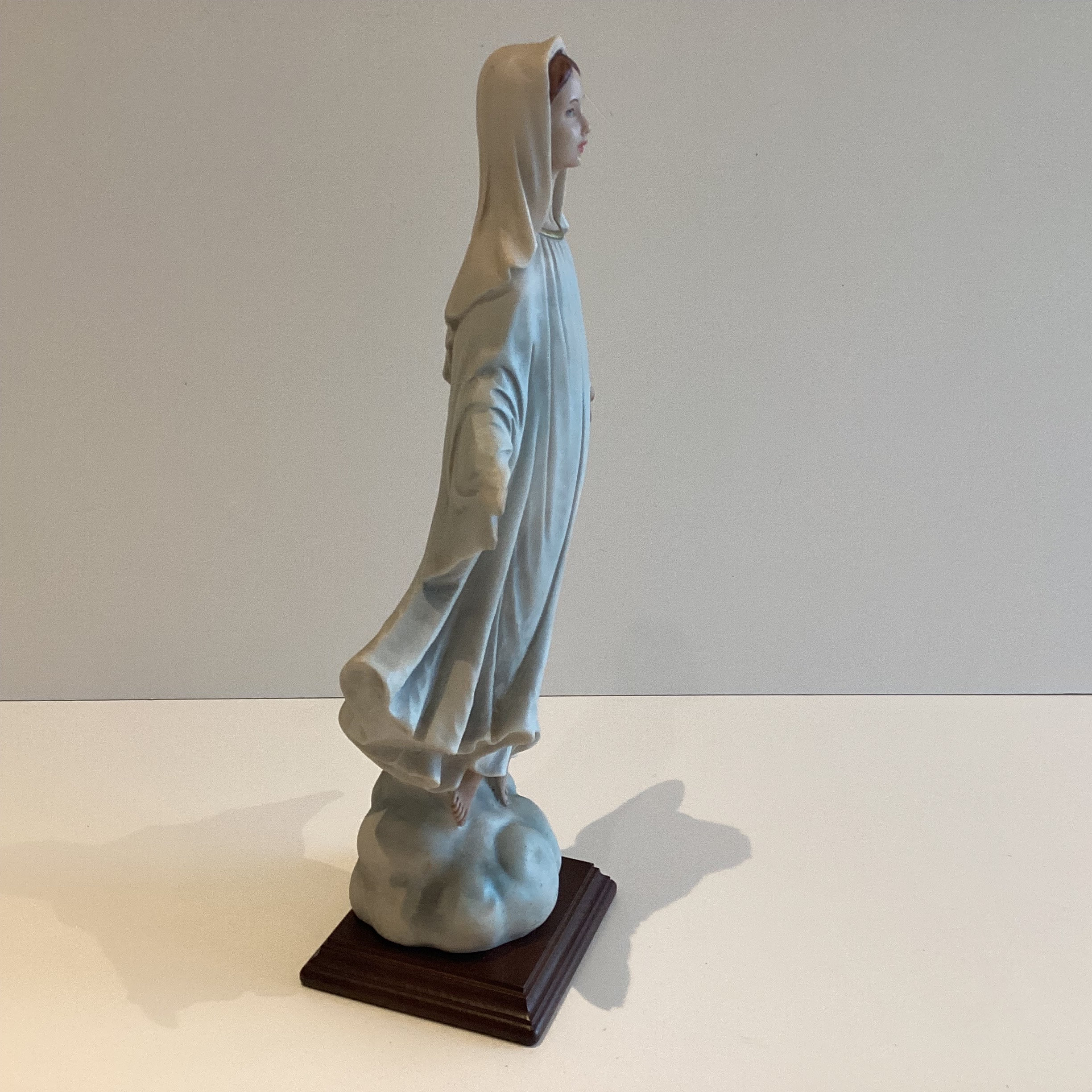 Vintage Sculpture – 1987 Large Figurine Italian Religious Art, Collecible Statue — photo 5 of 7