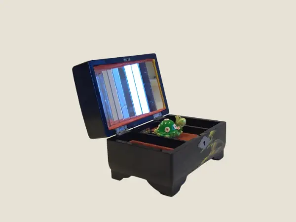 Vintage Music Box | 1960s Japanese Jewelry Box with Spinning Turtle