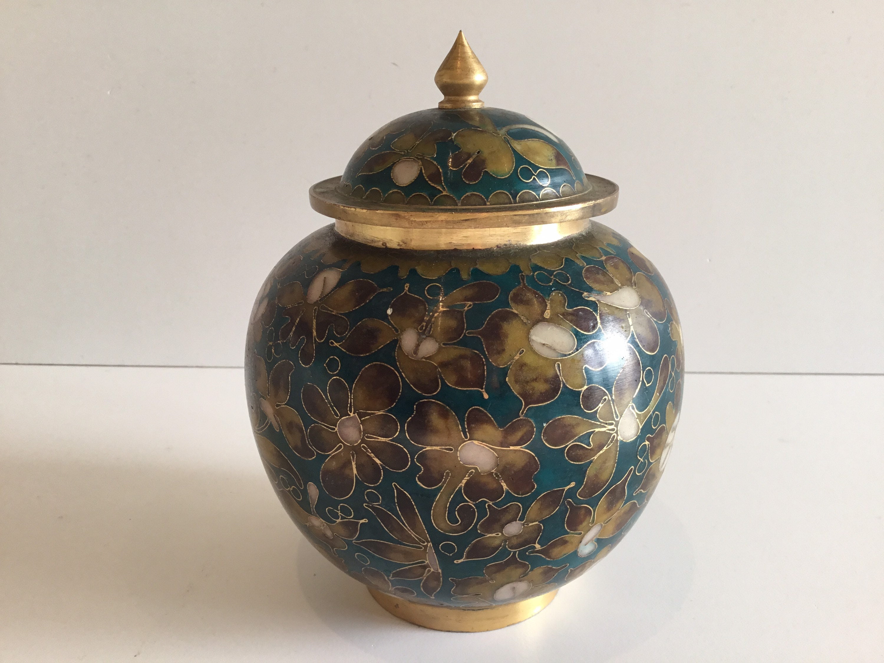 Vintage Cloisonné Box | 1950s Chinese Enamel Lidded Bowl, Decorative Collectible — photo 3 of 8