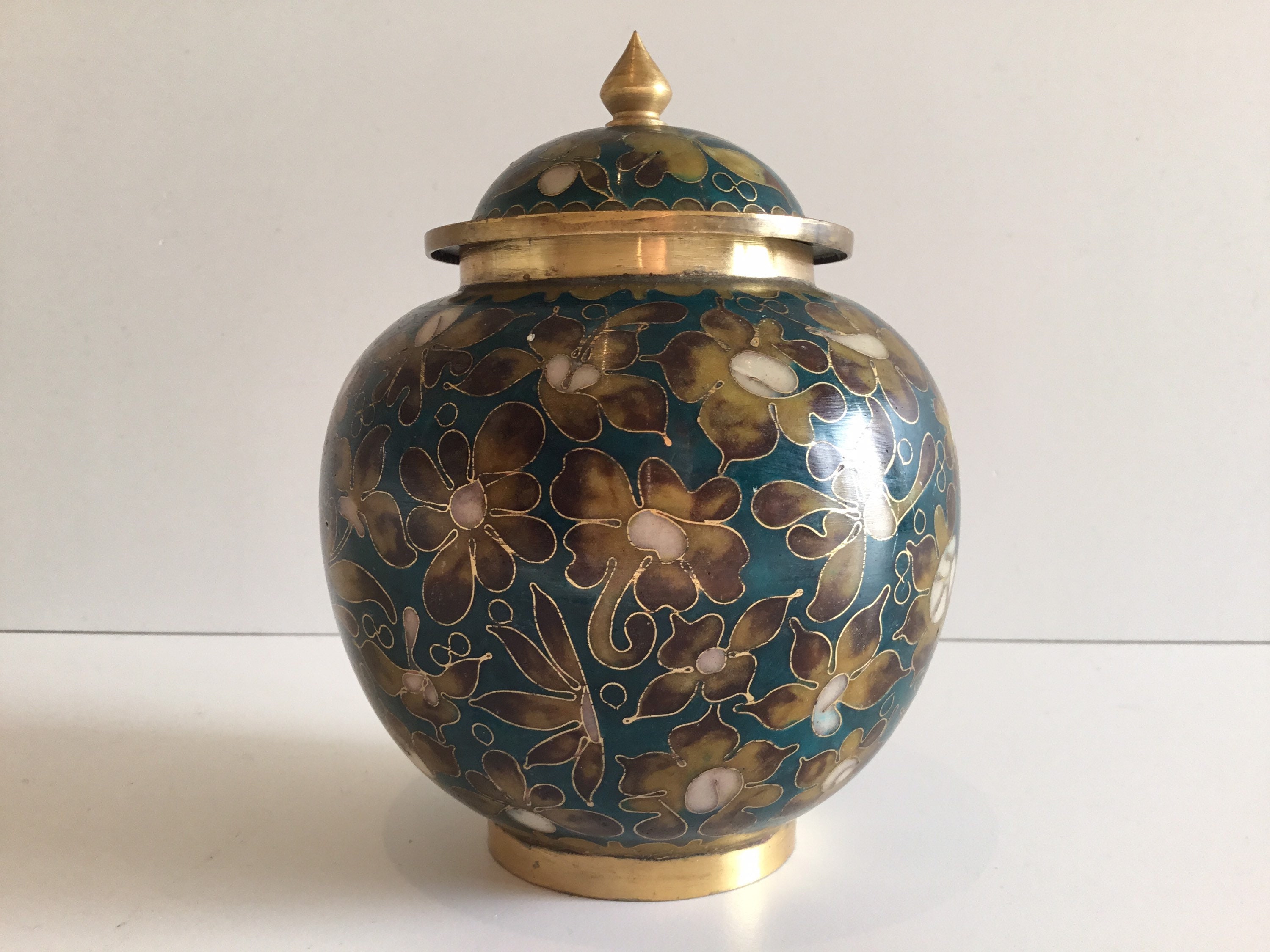 Vintage Cloisonné Box | 1950s Chinese Enamel Lidded Bowl, Decorative Collectible — photo 4 of 8