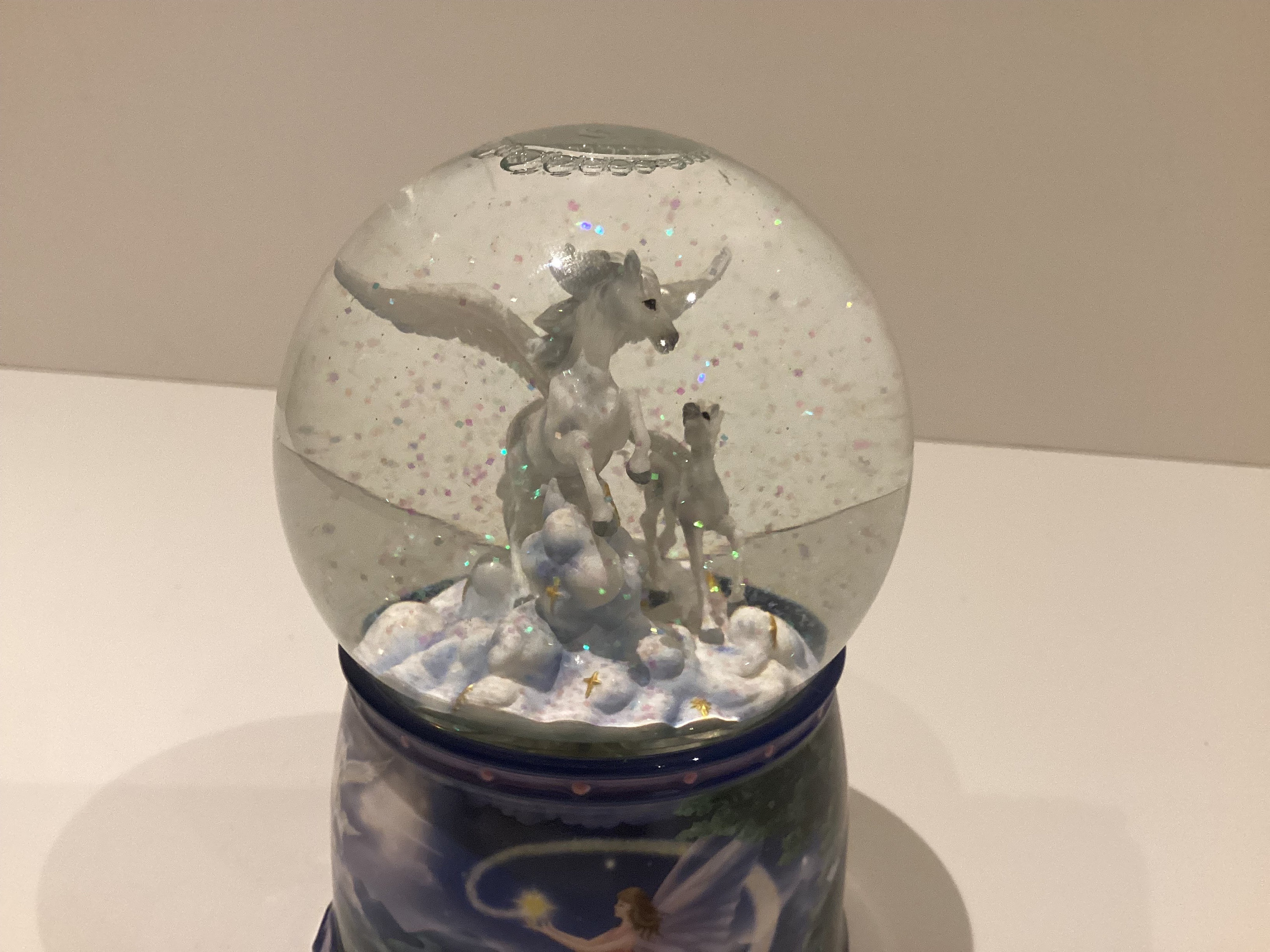 Vintage Musical Sphere | Rotating Pegasus Glass Globe, "Magic Flute" Melody Working — photo 5 of 10