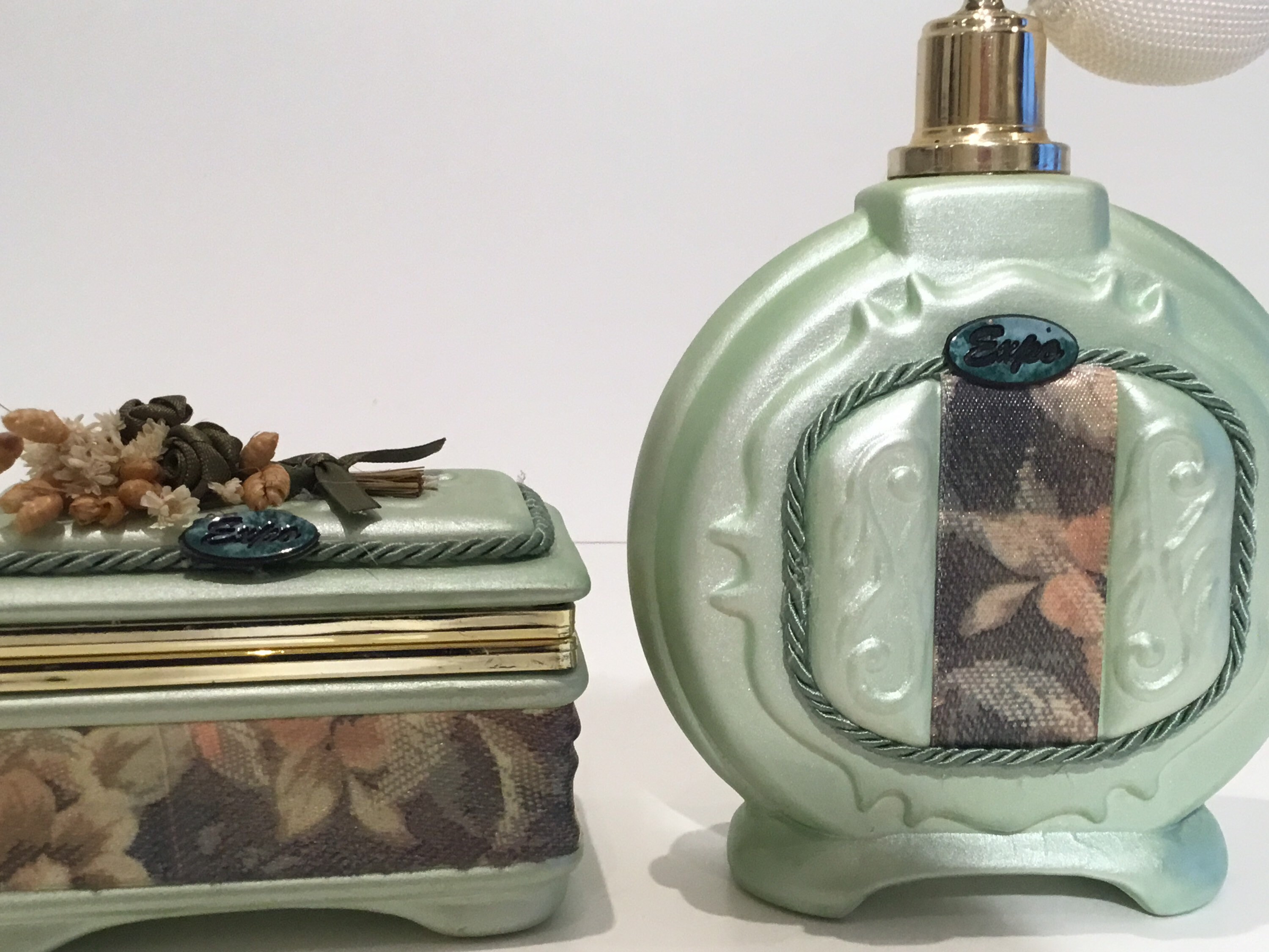 Vintage Capodimonte Box And Perfume Holder | 1950s Made In Italy — photo 3 of 7