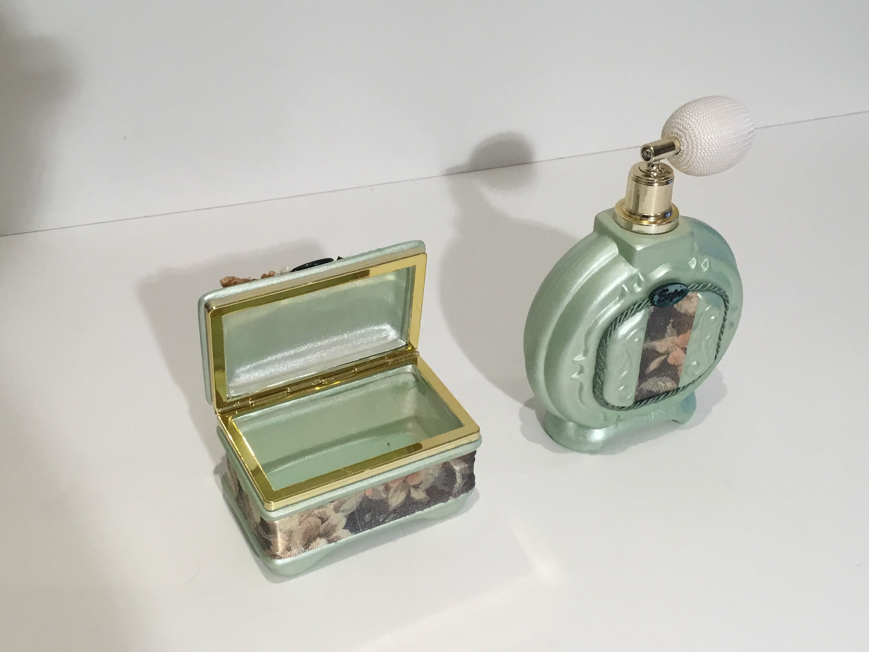 Vintage Capodimonte Box And Perfume Holder | 1950s Made In Italy — photo 6 of 7