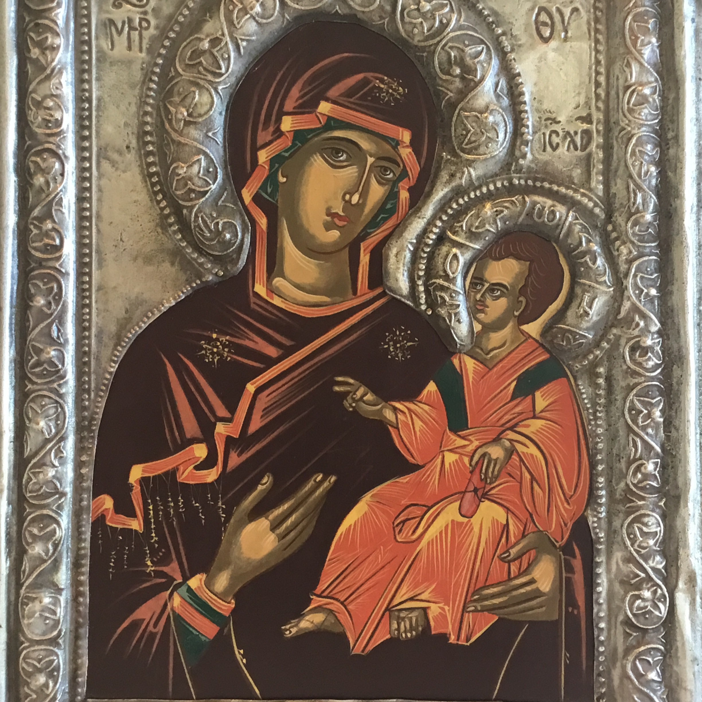 Vintage Greek Icon – Saint Mary Odigitria (1950s) Madonna with Child, Silver-Plated Wood Panel — photo 4 of 10