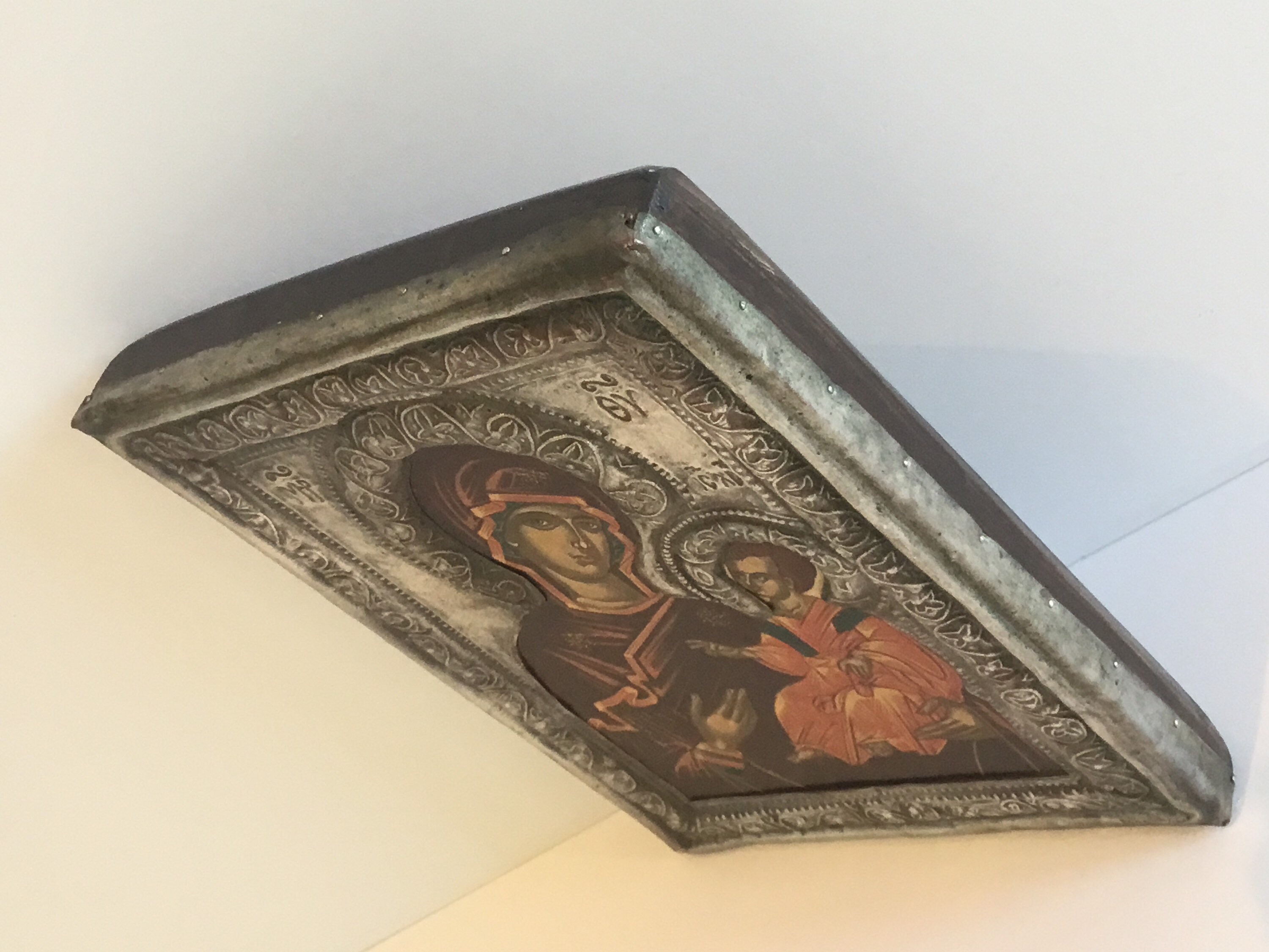 Vintage Greek Icon – Saint Mary Odigitria (1950s) Madonna with Child, Silver-Plated Wood Panel — photo 8 of 10