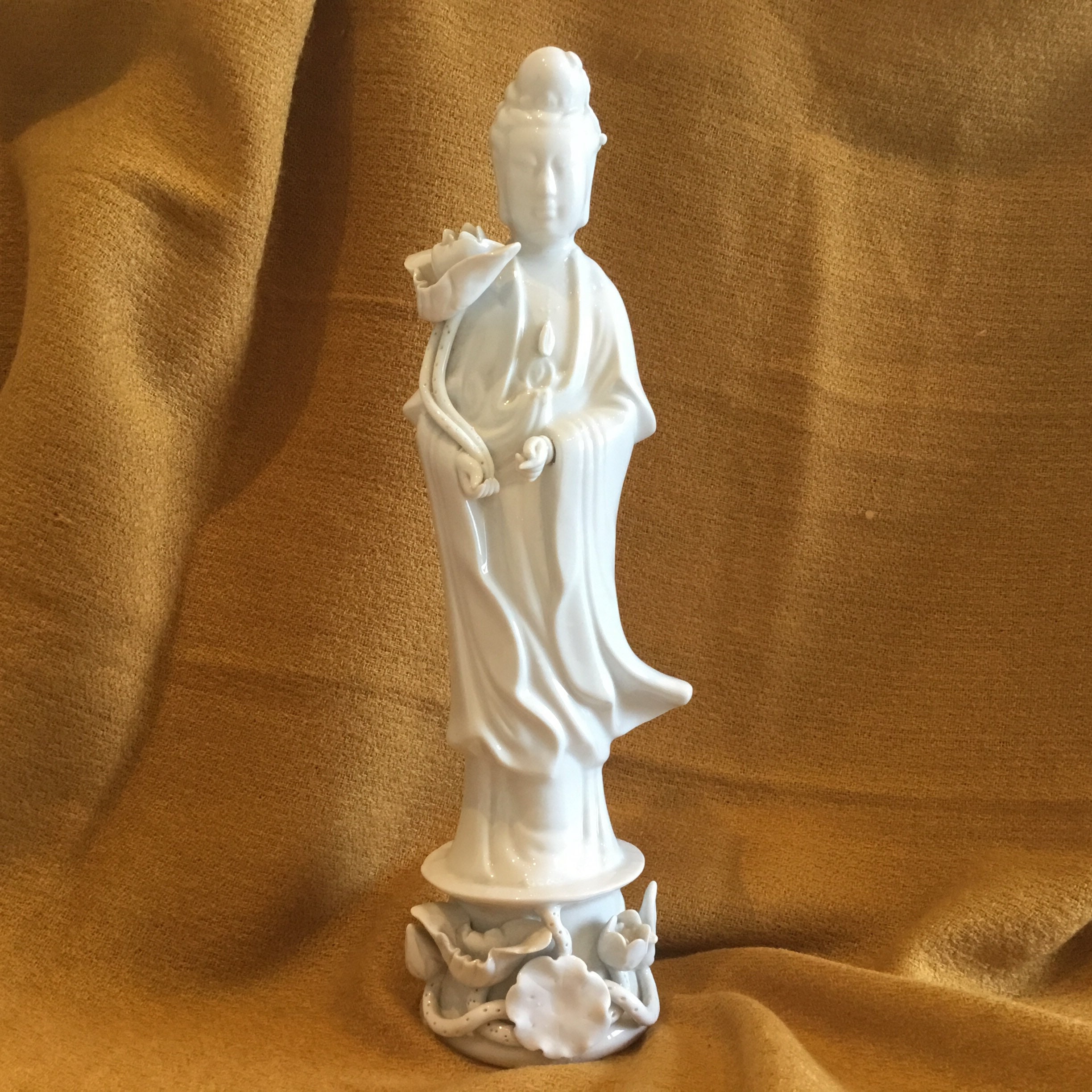 Vintage Porcelain Sculpture | 1950s Chinese Guan Yin Goddess, Large Handmade Figurine — photo 3 of 8