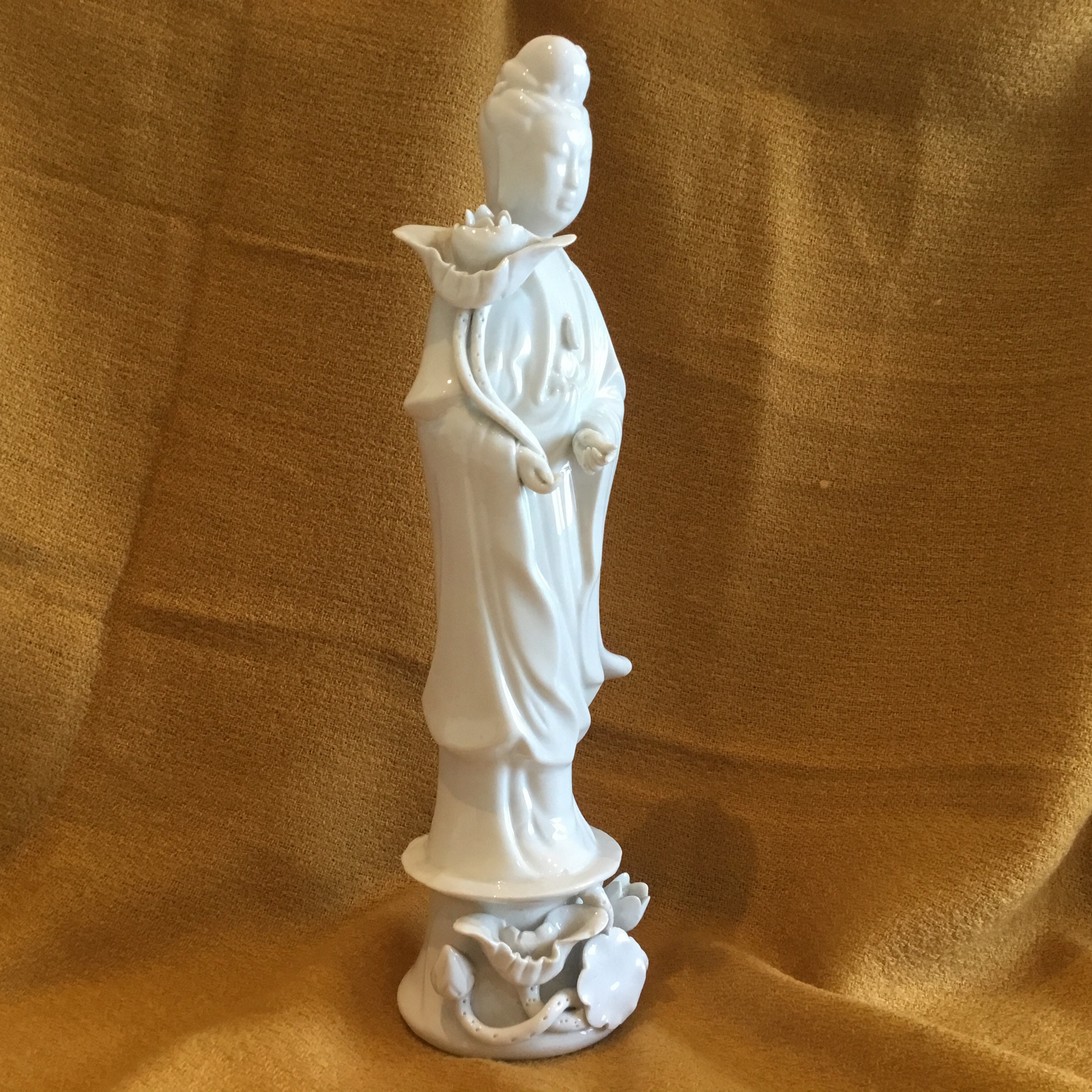 Vintage Porcelain Sculpture | 1950s Chinese Guan Yin Goddess, Large Handmade Figurine — photo 4 of 8