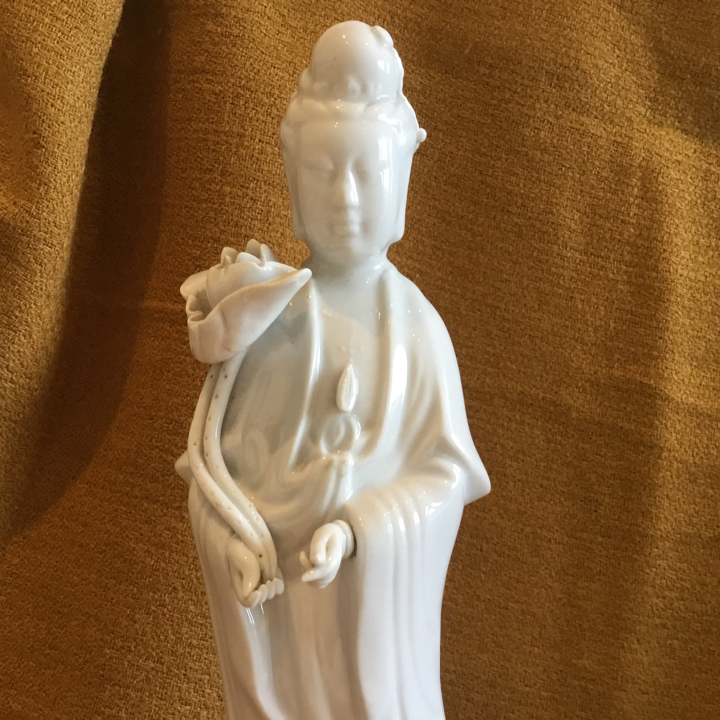 Vintage Porcelain Sculpture | 1950s Chinese Guan Yin Goddess, Large Handmade Figurine — photo 7 of 8