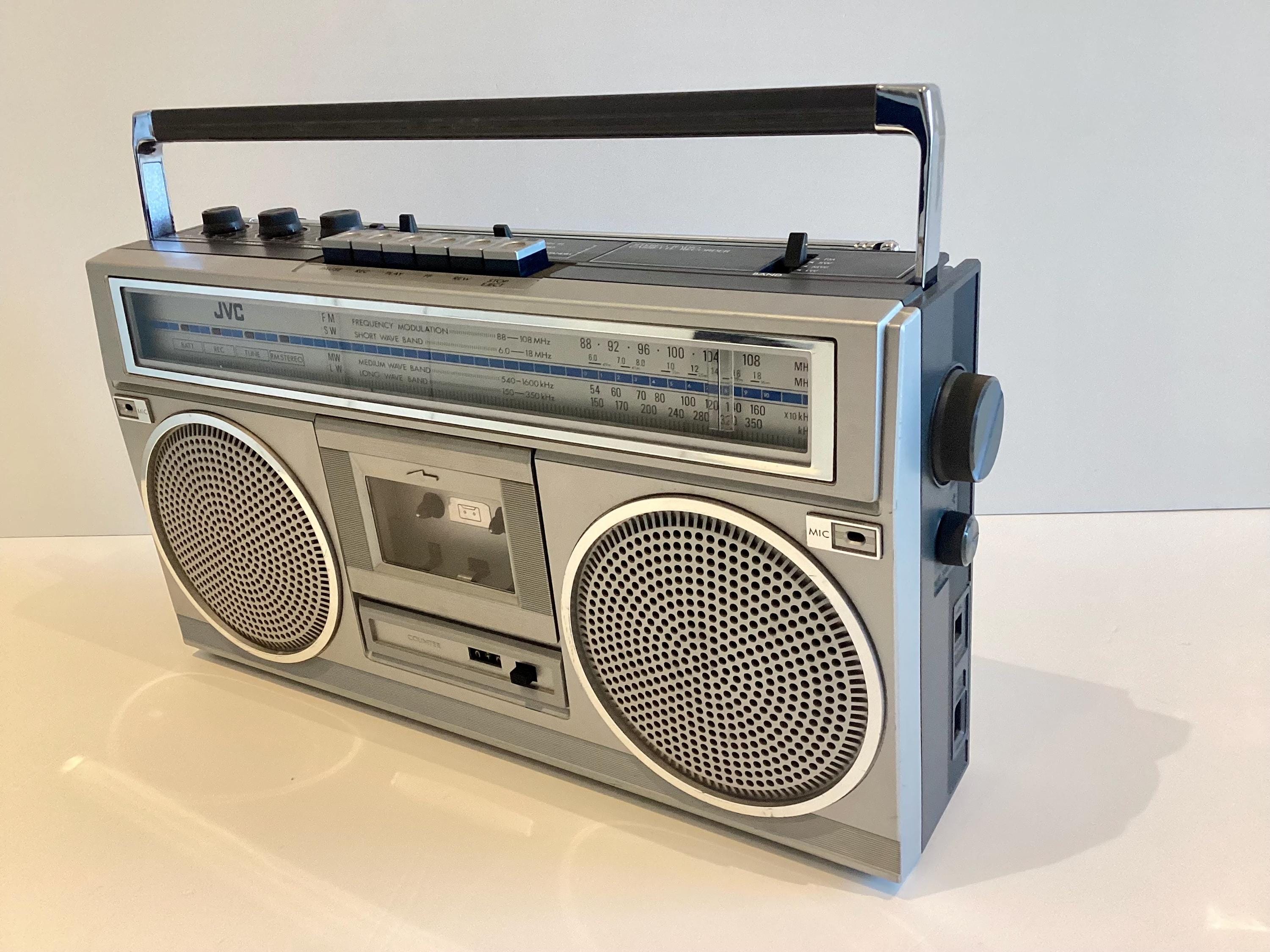 Vintage Boombox | JVC RC- 555 L (Japan 1980s) Stereo Radio Cassette Recorder, Working — photo 4 of 11