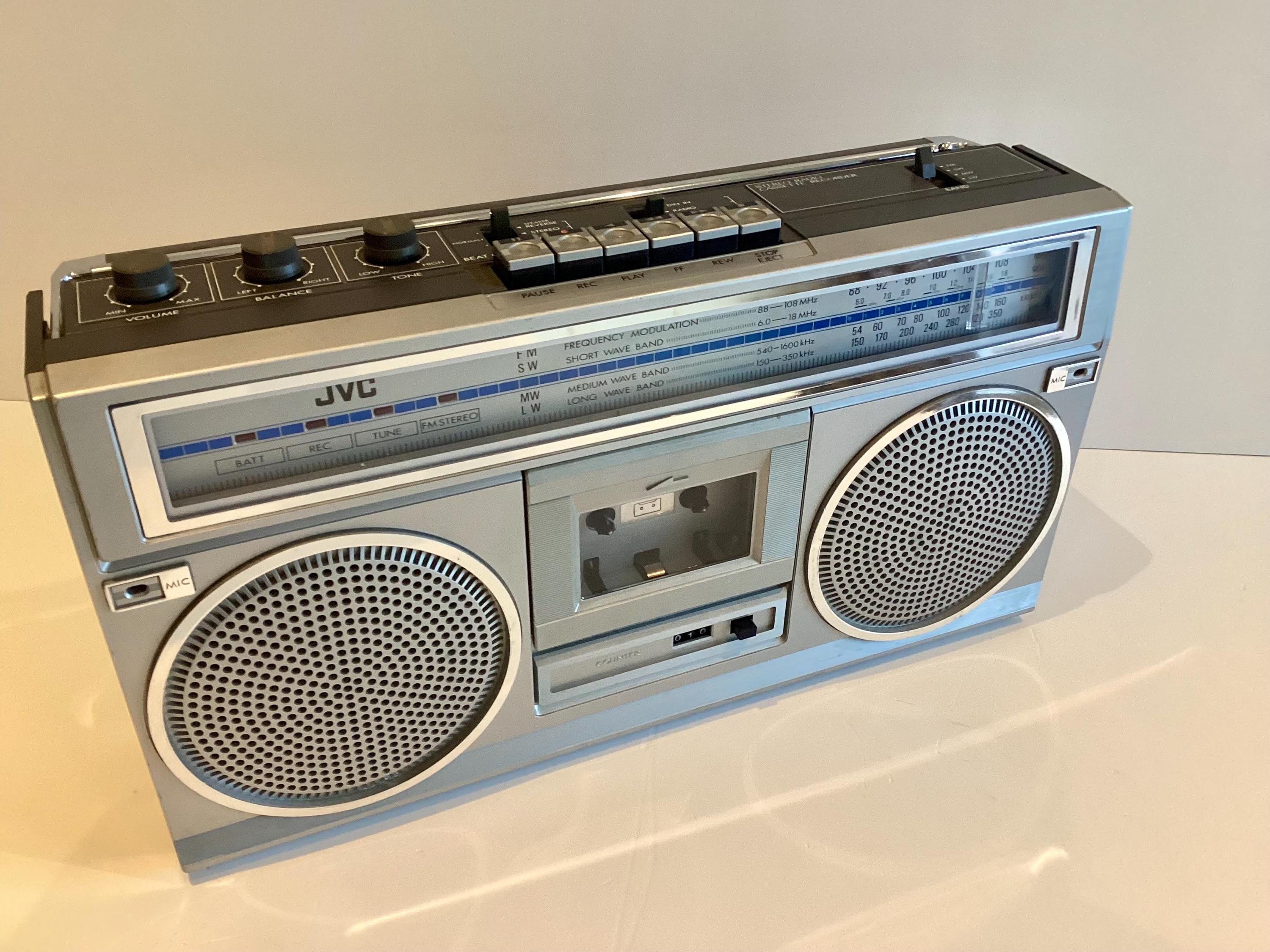 Vintage Boombox | JVC RC- 555 L (Japan 1980s) Stereo Radio Cassette Recorder, Working — photo 5 of 11